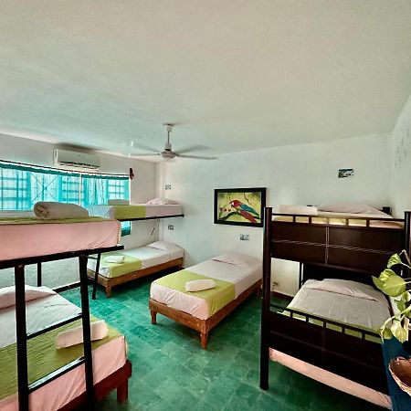 Hostel 35 Валядолид Екстериор снимка
