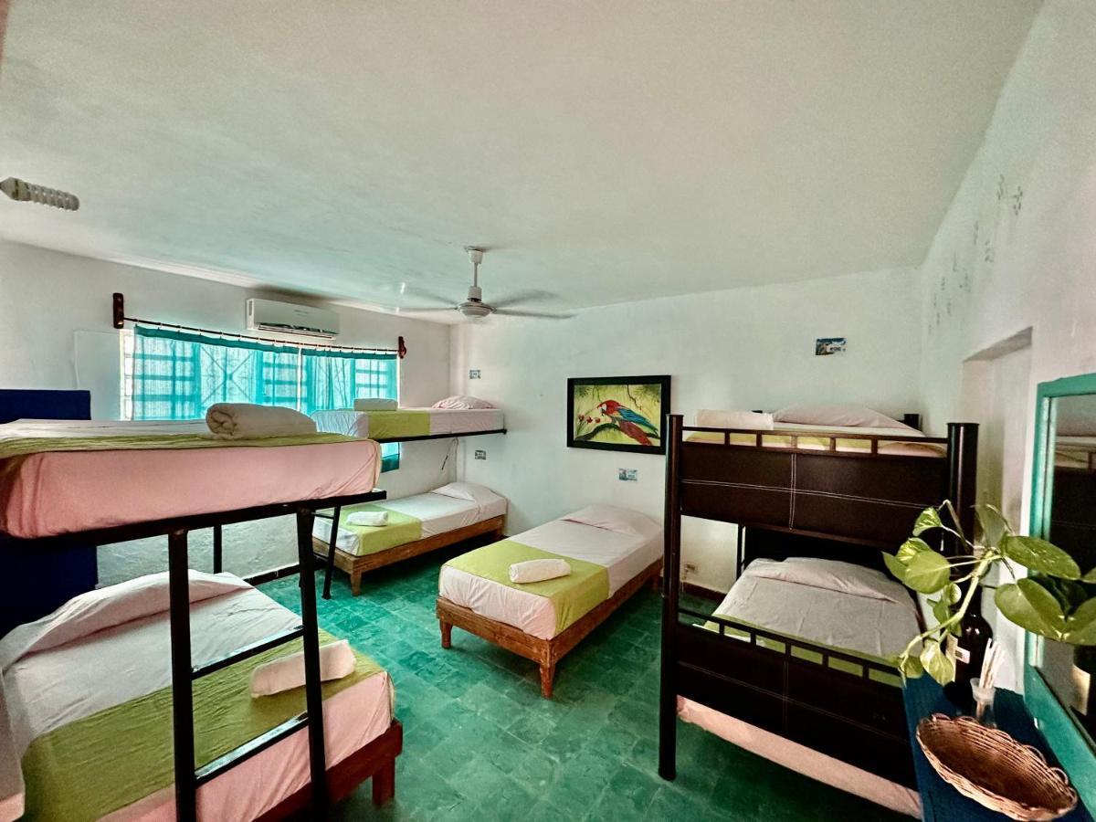 Hostel 35 Валядолид Екстериор снимка